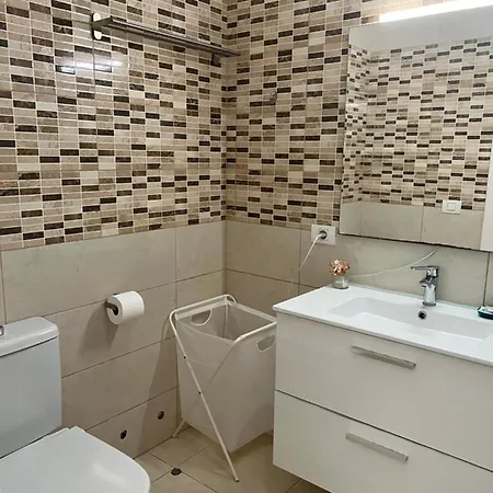 Amazing 1 Bed Apartment